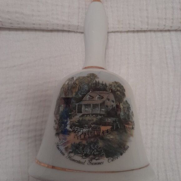 Currier & Ives Autumn in New England Cider Making Bell. - Picture 4 of 6